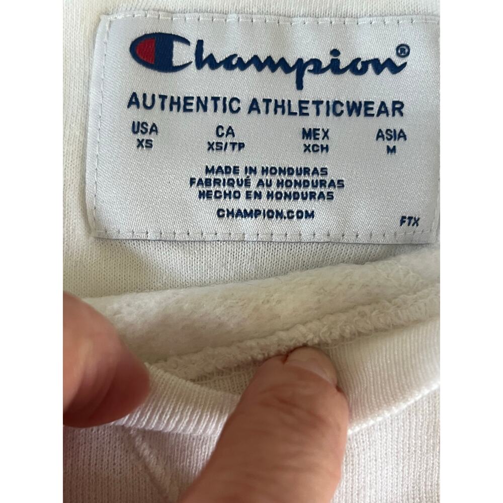 Champion White Crewneck Sweatshirt XS | Embroidered Logo | Classic Fit - Picture 2 of 6